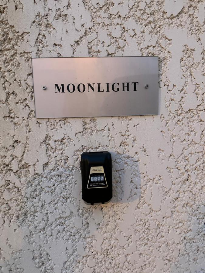 Lovenest Bed & Breakfast *